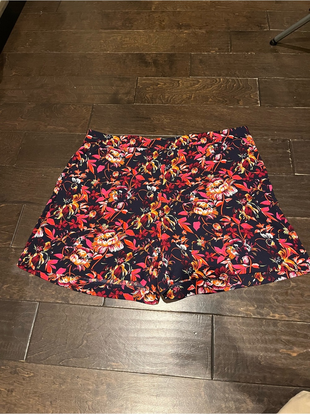 NWOT Halogen Floral Print Shorts in Navy and Pink
